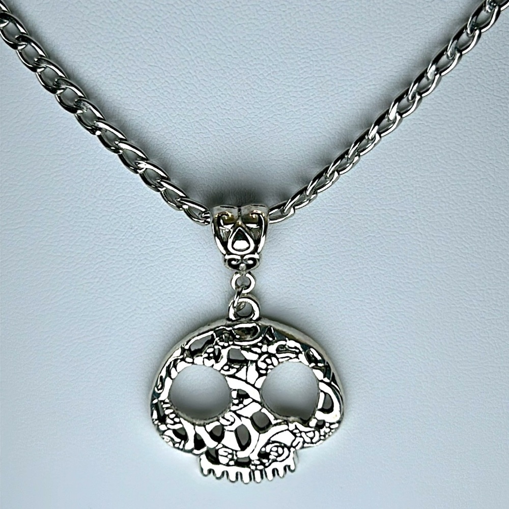 Halloween Day of Dead Biker Goth Festival Pirate Sugar Skull Unisex Necklace